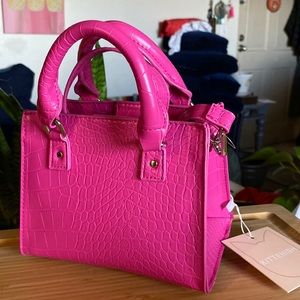BRAND NEW Hot Pink Purse